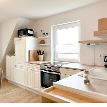 Friedrich-engels-strasse Friedrich-engels-strasse 19 02