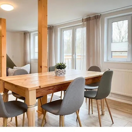 Apartment Friedrich-engels-strasse Friedrich-engels-strasse 19 02