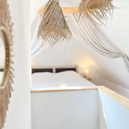 Friedrich-engels-strasse Friedrich-engels-strasse 19 02 Διαμέρισμα *